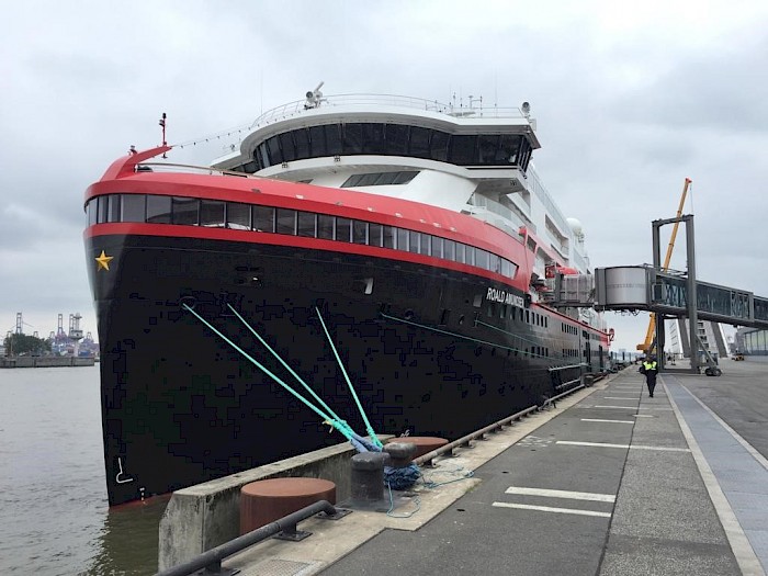 "Roald Amundsen": Grünes Expeditionsschiff zu Besuch in Hamburg